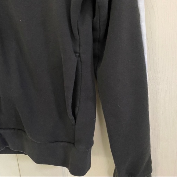 Puma Black & White Stripe Sleeve Zip Up Jacket - Picture 3 of 6